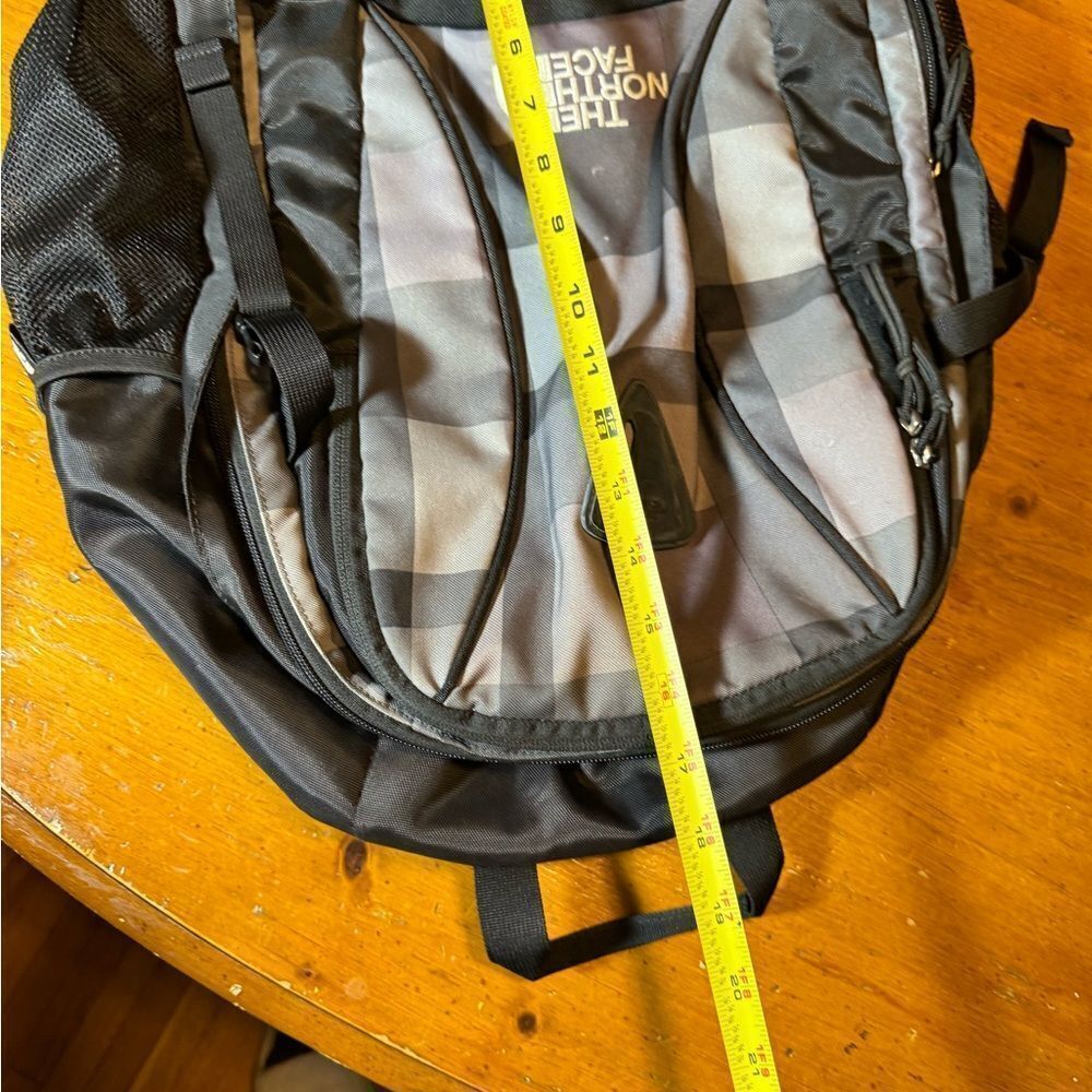 The North Face Wasatch Backpack - Picture 9 of 9